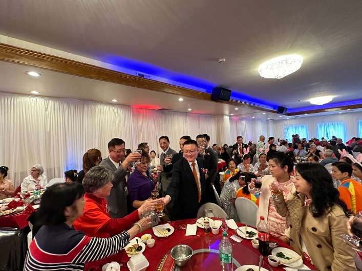 凱帕披掛皇,號戰袍,承接卡西利,万博manbetx体育平台,万博体育官网,万博体育app下载,ManBetX,SPORTS